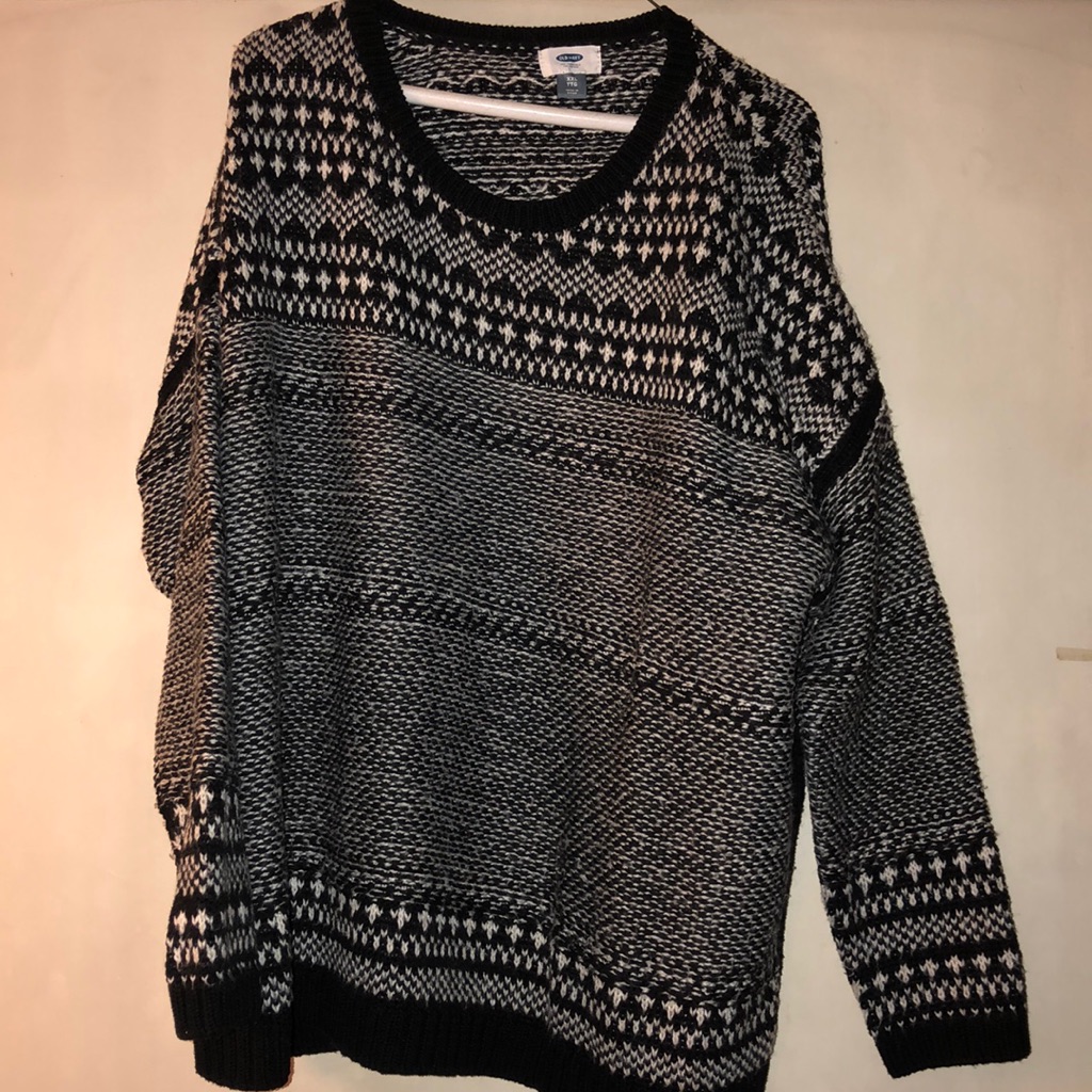 Women’s Old Navy Sweater